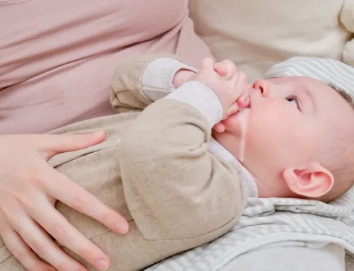 الارتجاع الصامت للرضع: كل ما تحتاجين معرفته